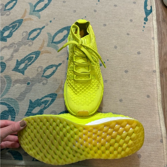 Neon nobull running shoes - Picture 5 of 5